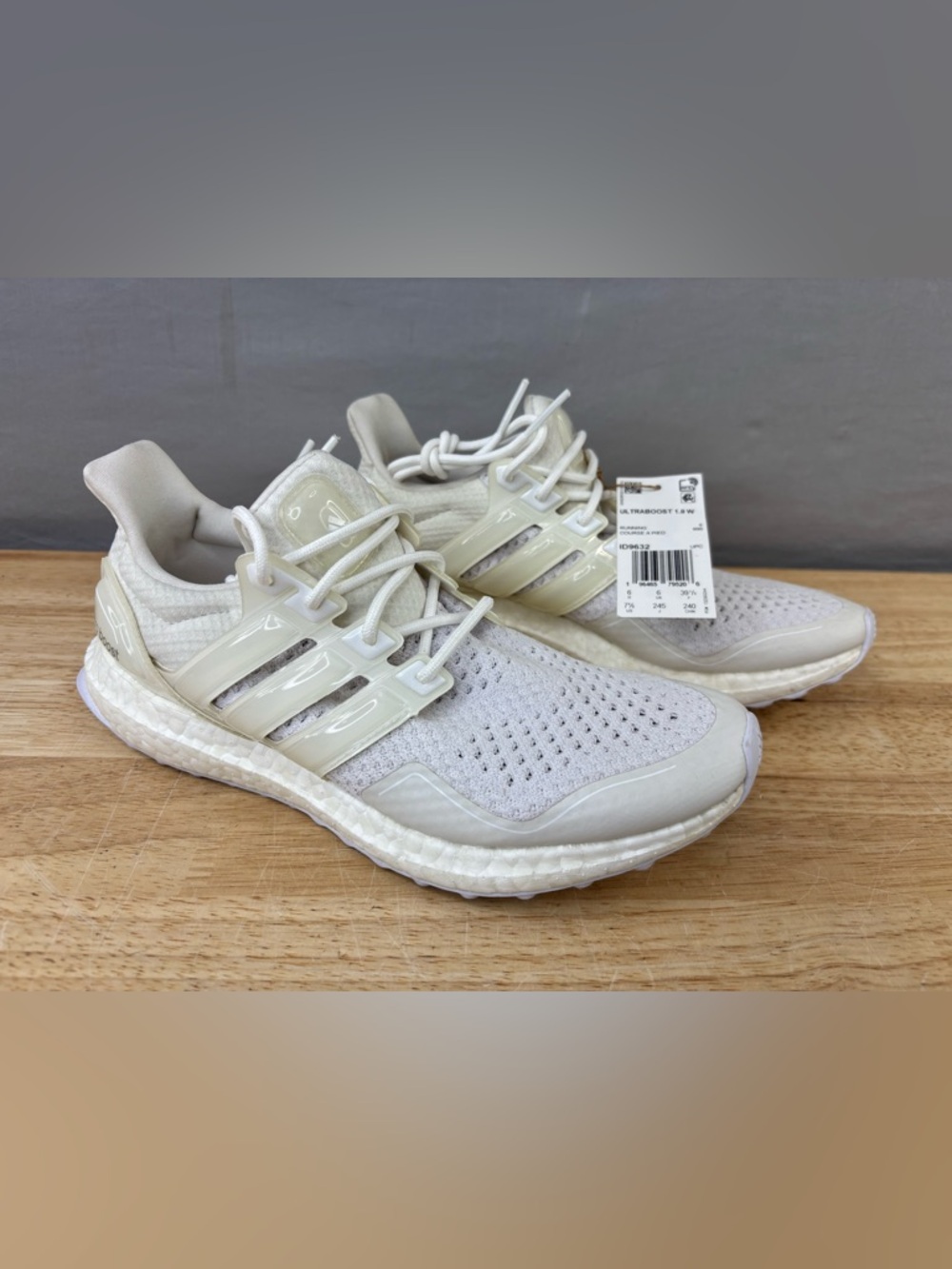Adidas Ultraboost 1.0 Shoes, White Gym Training Athletic, Womens Size 7.5 - New